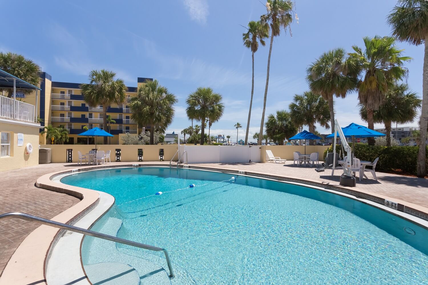Days Inn Hotel in Cocoa Beach Hotel Deals
