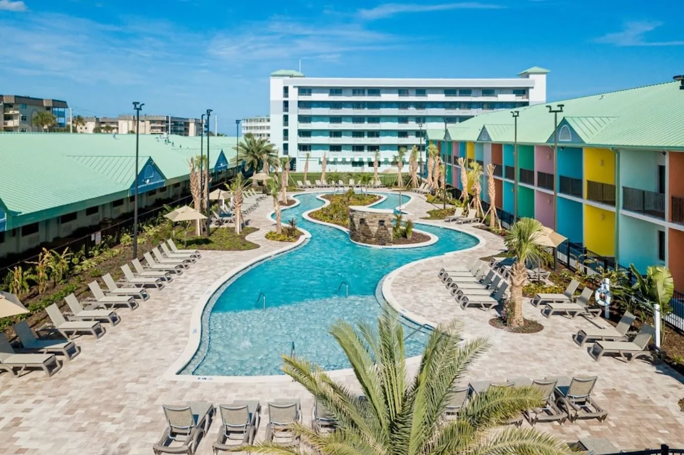 beachside inn and suites lazy river pool in cocoa beach