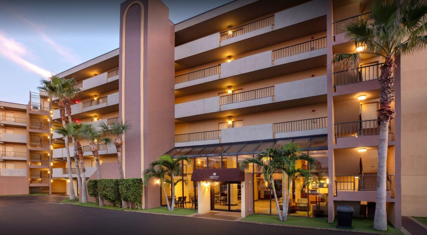 Hotel Deals from La Quinta Inn & Suites in Cocoa Beach Legendary