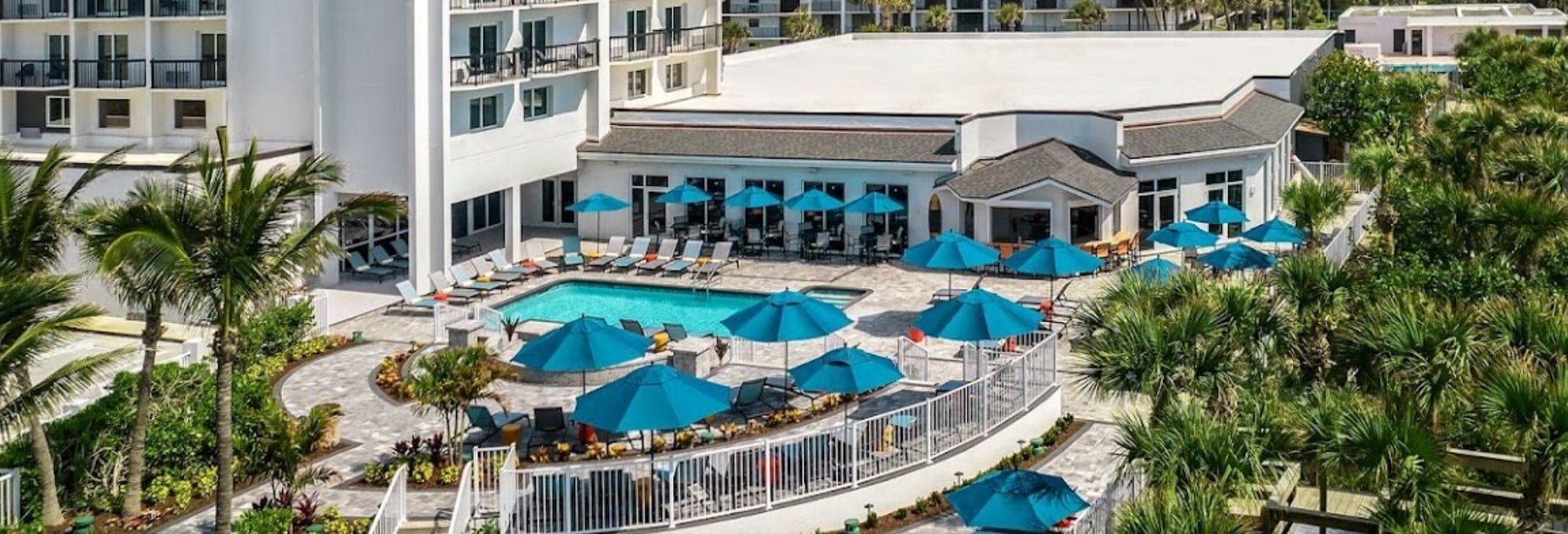 4 Best Hotels in Cocoa Beach with a Pool (Our Favorites)