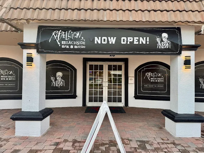 Rebellion Beachside Bar & Bistro (1)